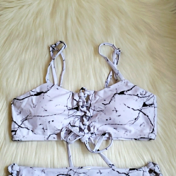 Marble Lace-up Bandeau Top Highwaisted Bikini Set - Picture 7 of 10